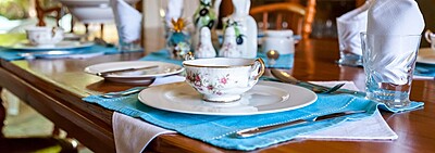 Hotels, Guest Houses, Bed & Breakfast - UK